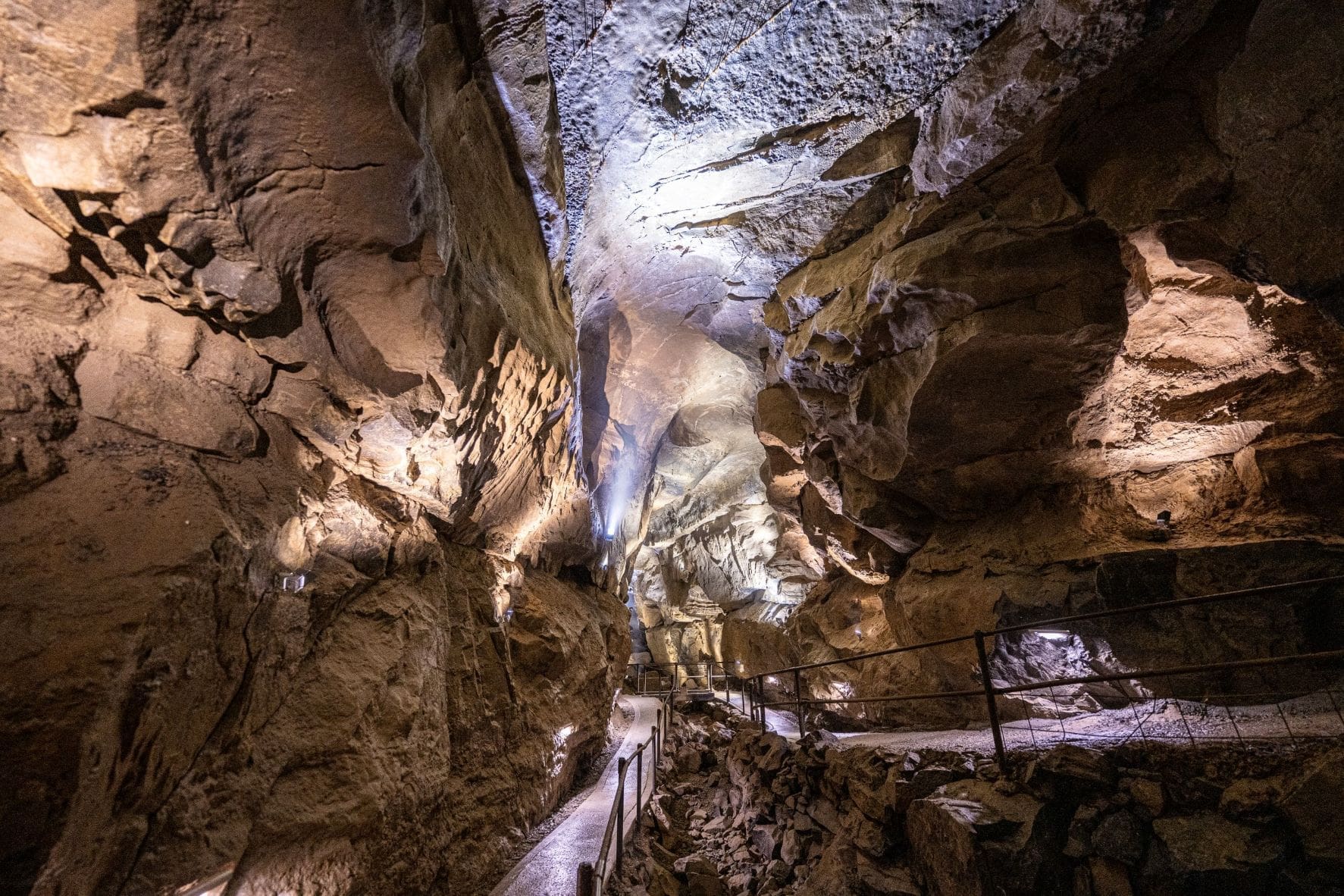 aillwee caves tour